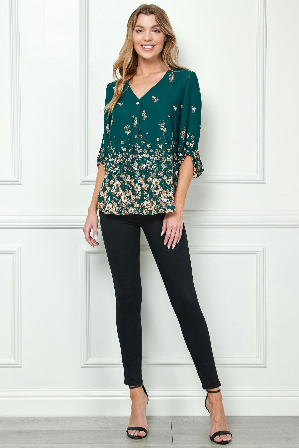 Dressbarn Trending | 3/4 Button Tab Sleeve Big Button V-Neck Border Print Popover Blouse in Hunter Green