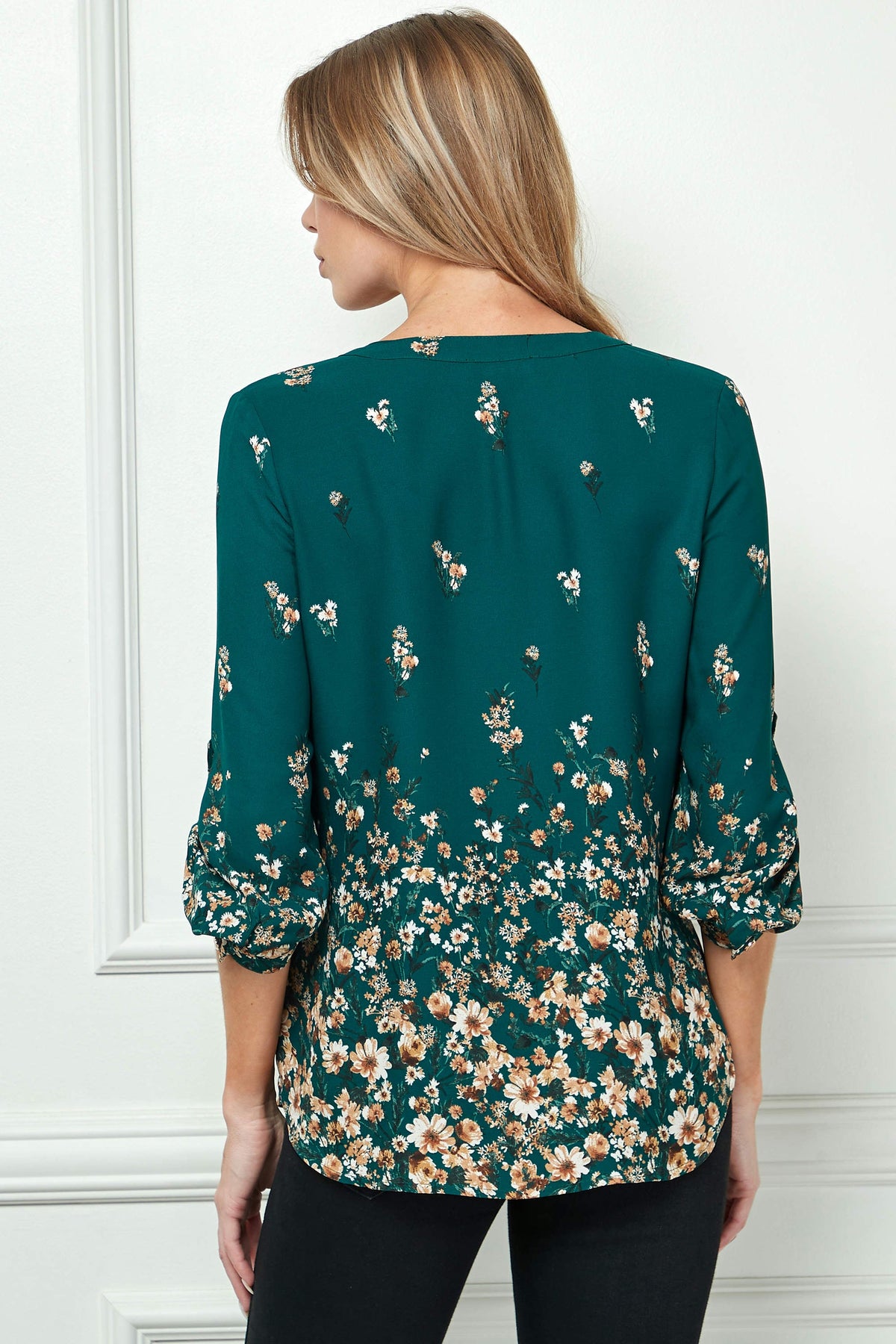 Dressbarn Trending | 3/4 Button Tab Sleeve Big Button V-Neck Border Print Popover Blouse in Hunter Green