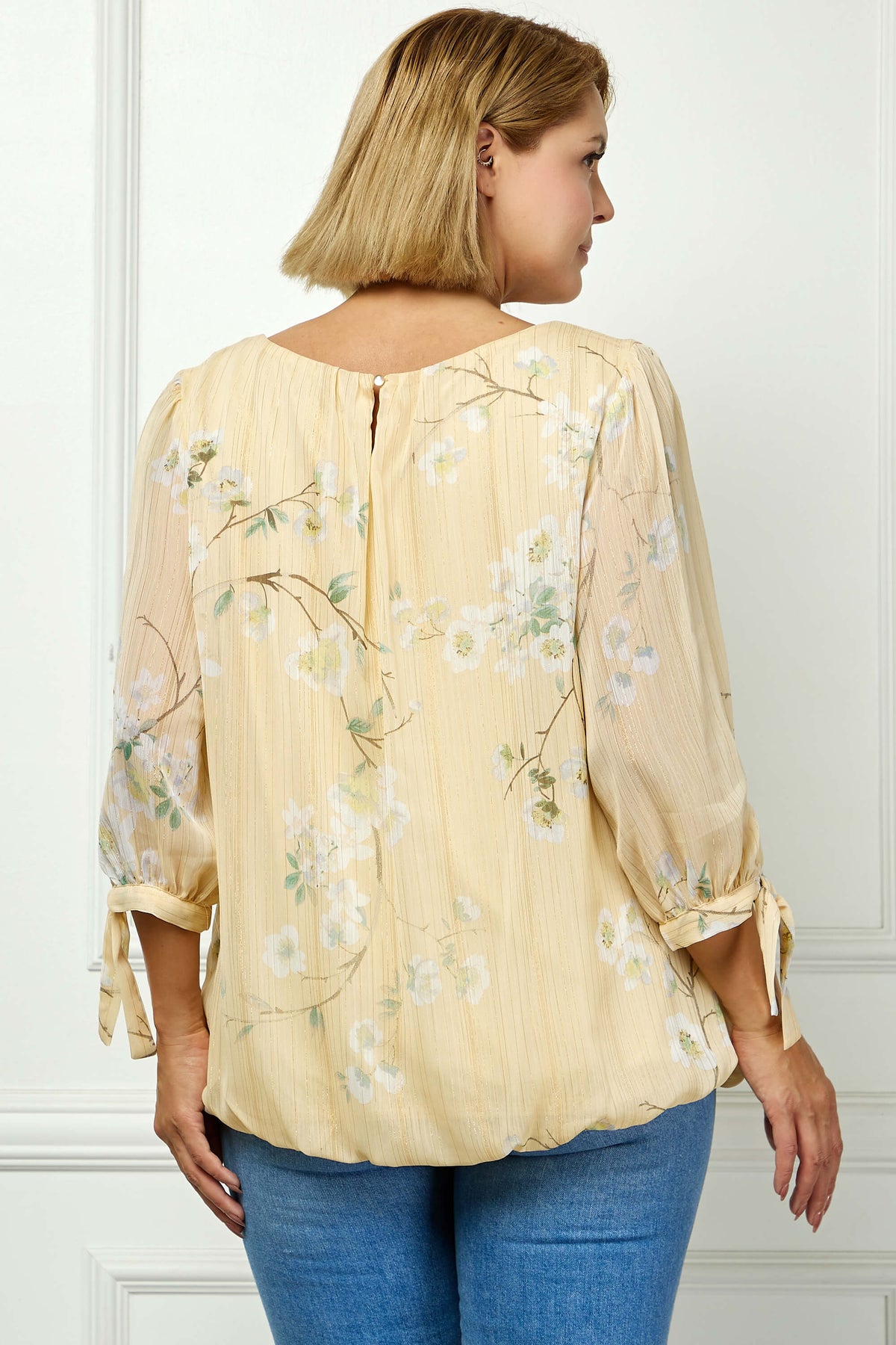 Dressbarn New | 3/4 Tie Sleeve Pleat Neck Bubble Blouse in Yellow - Plus
